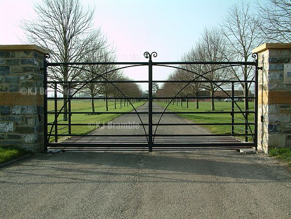 Farm Gates.ESTATE GATES,Electric Gates,Exeter,Devon and Somerset